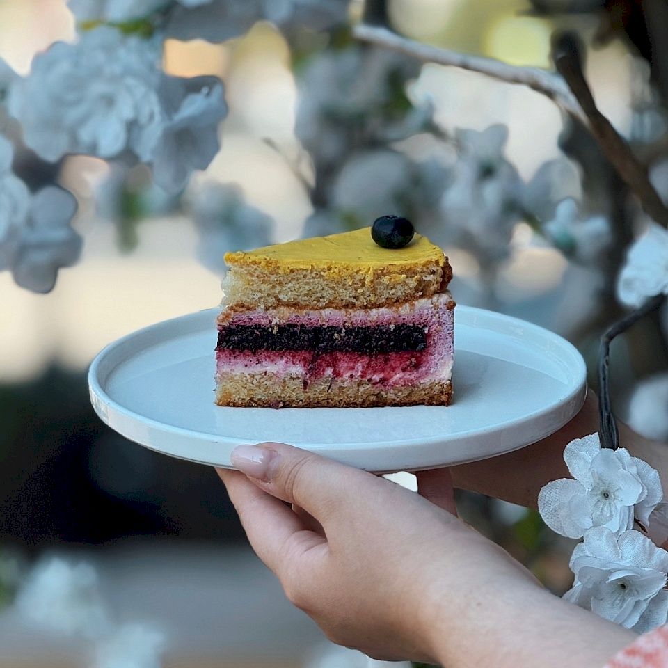 Пирожное Черника - лимон