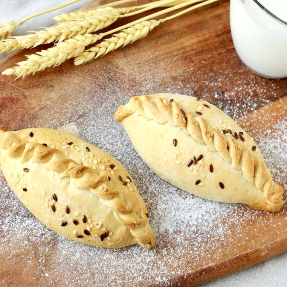 Пирожок с брокколи