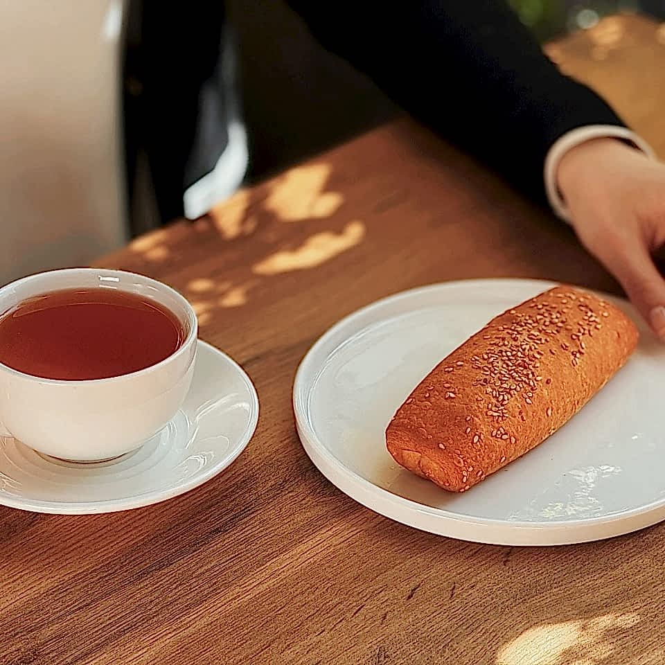 Штрудель с сыром и зеленью