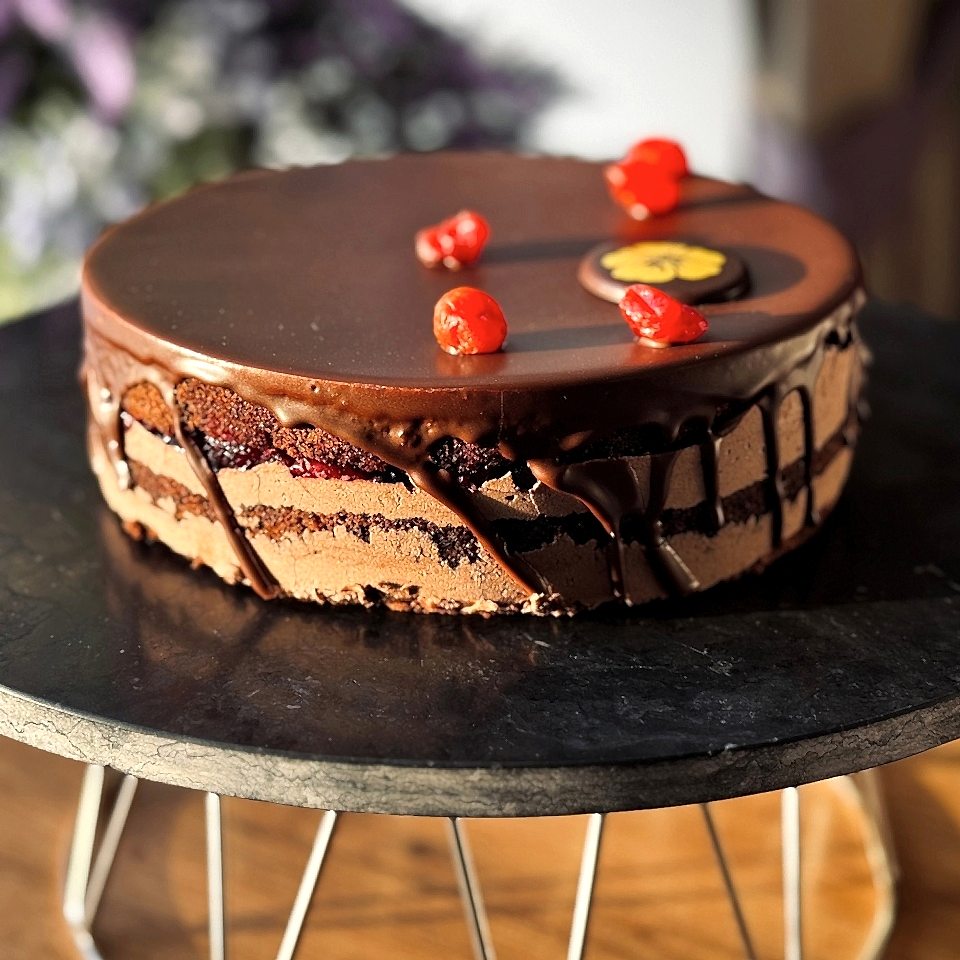 Торт Пражская вишня